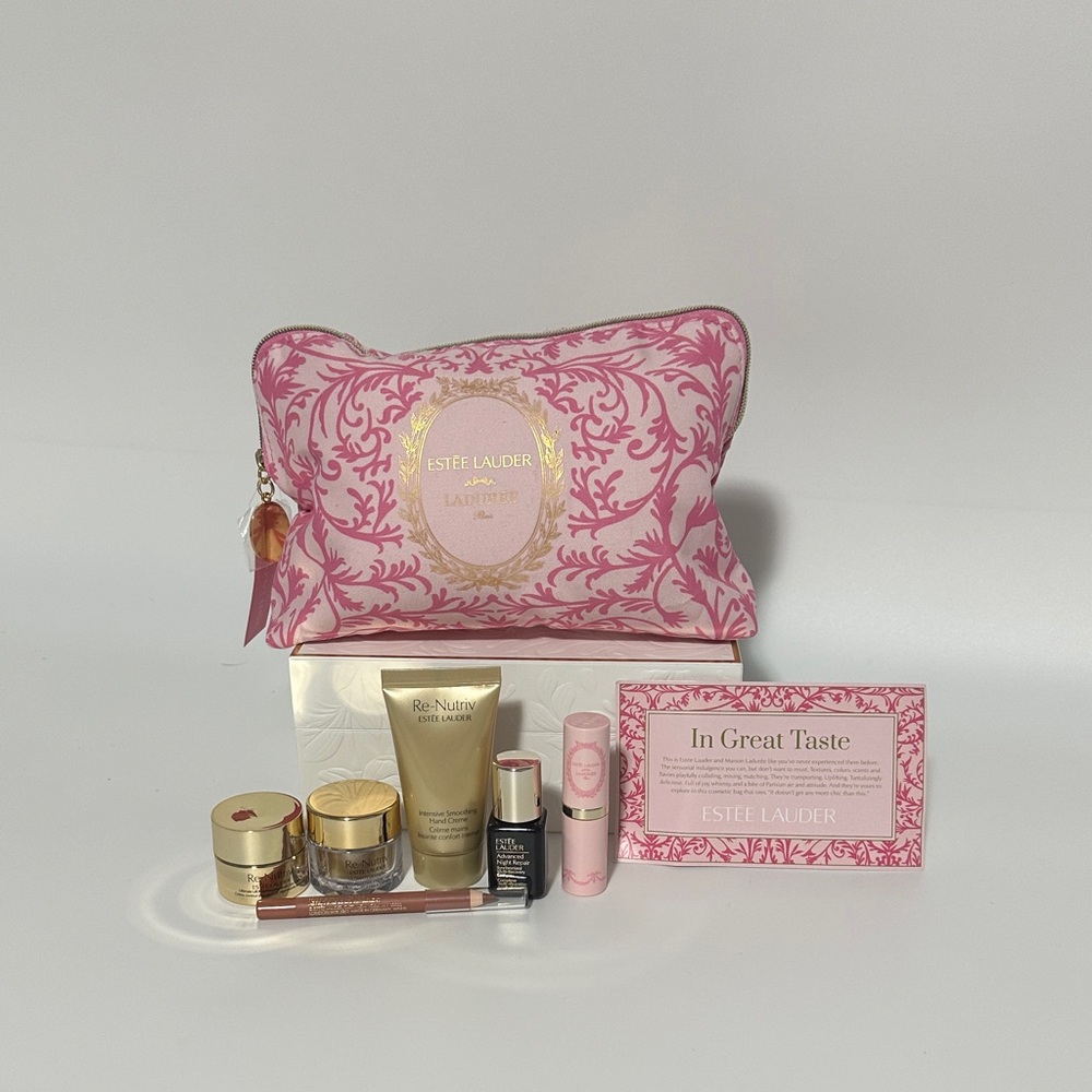 Limited Edition Estée Lauder x Ladurée Paris 7 Pc Re-Nutriv Gift Set
